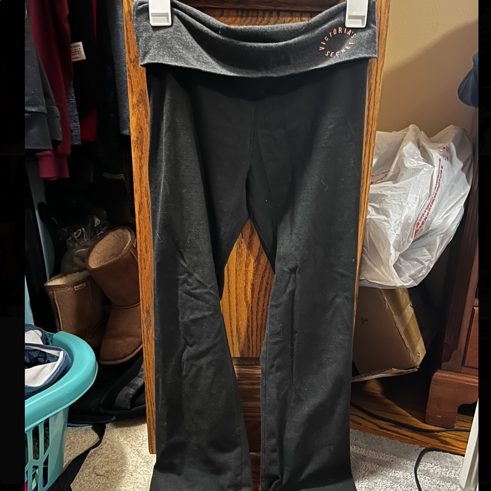 Victoria’s Secret boot cut leggings